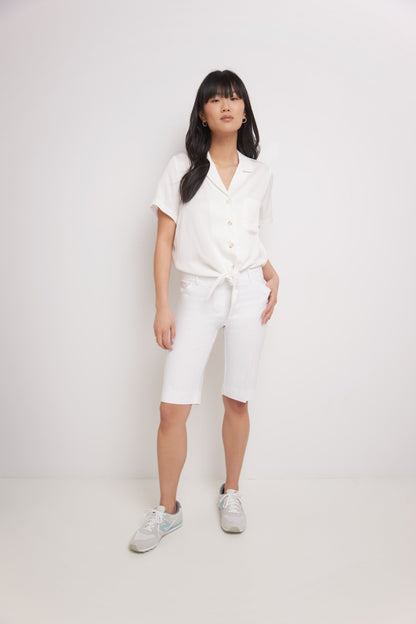 Women’s Classic Bermuda Shorts with Slant Pockets