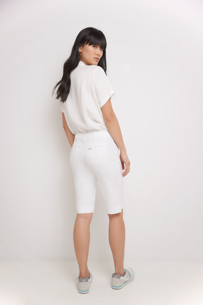 Women’s Classic Bermuda Shorts with Slant Pockets