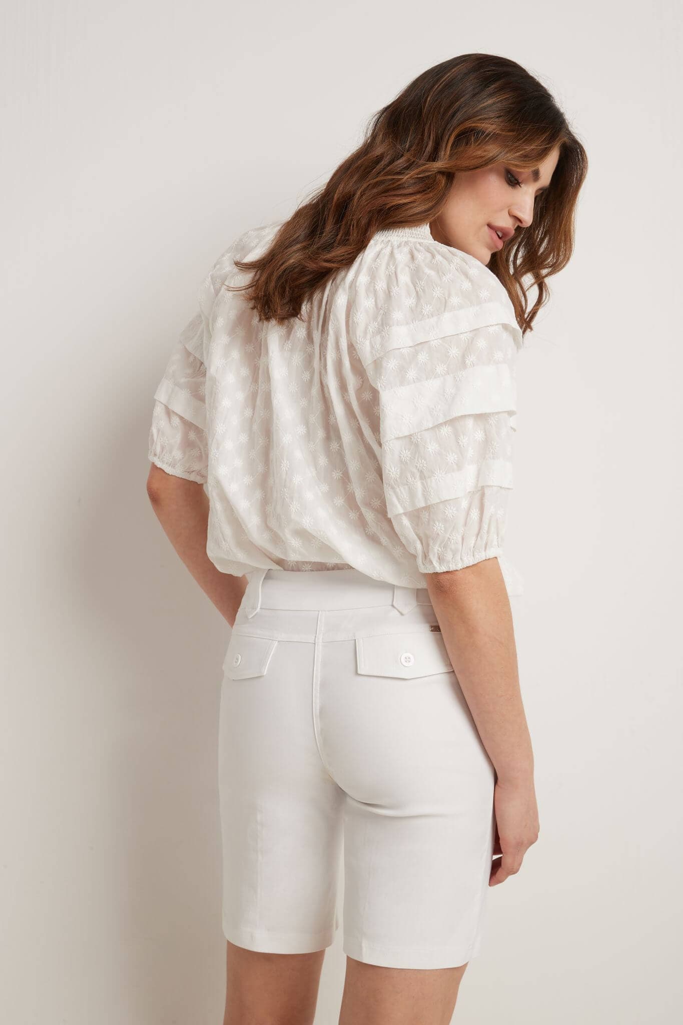 Pull-on 8.5” Classic Shorts with Belt Loops