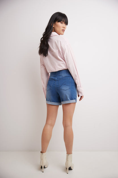 Rekucci Women's 5 inch Pull-On Jean Short with Slim Cuff