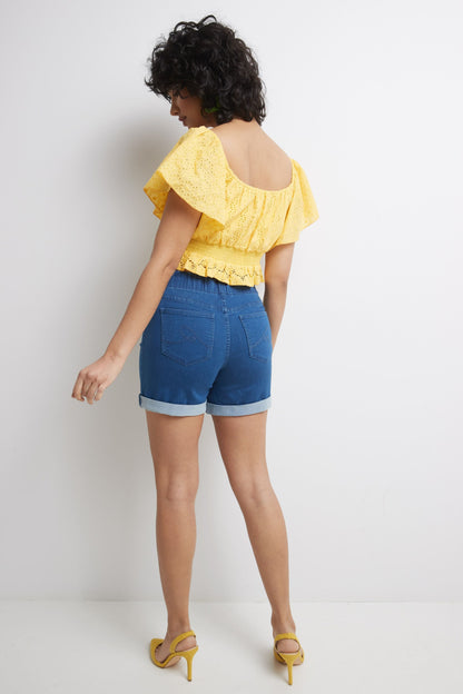 Rekucci Women's 5 inch Pull-On Jean Short with Slim Cuff