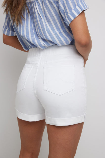 Rekucci Women's 5 inch Pull-On Jean Short with Slim Cuff