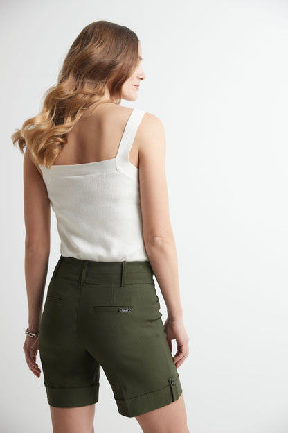 Women’s 8” Classic Shorts with Stitched Cuff