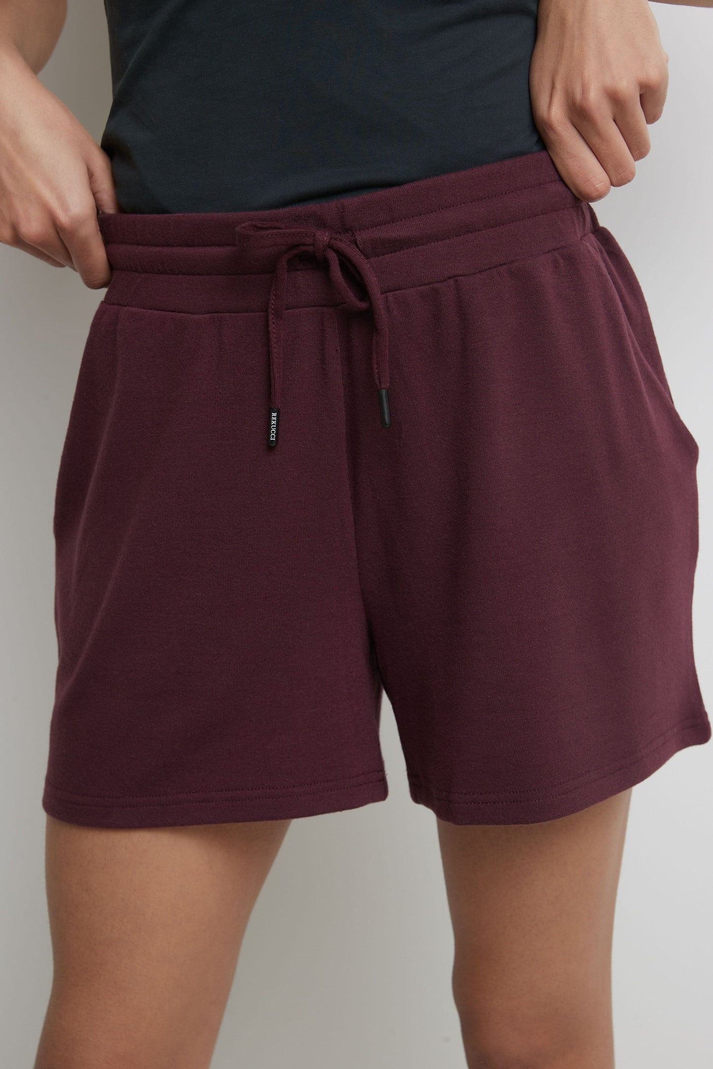 Rekucci Women's Simply Soft Casual Knit Short