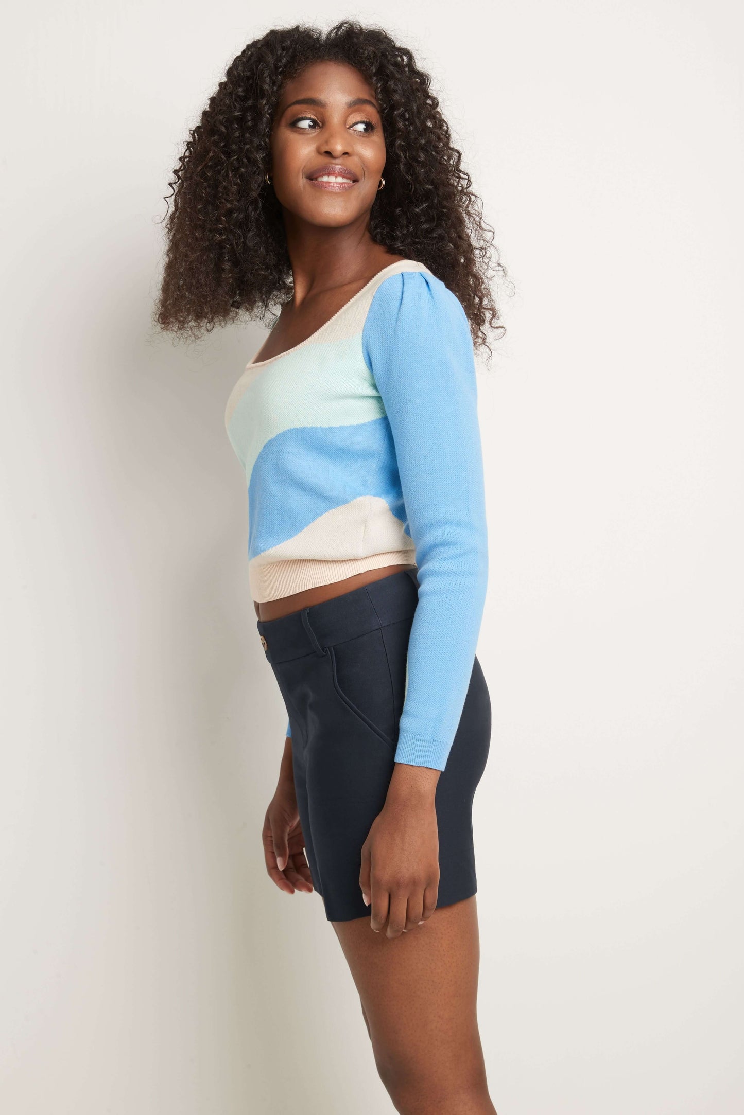 Rekucci Women's Pull-On 5 Inch Inseam Casual Stretch Short