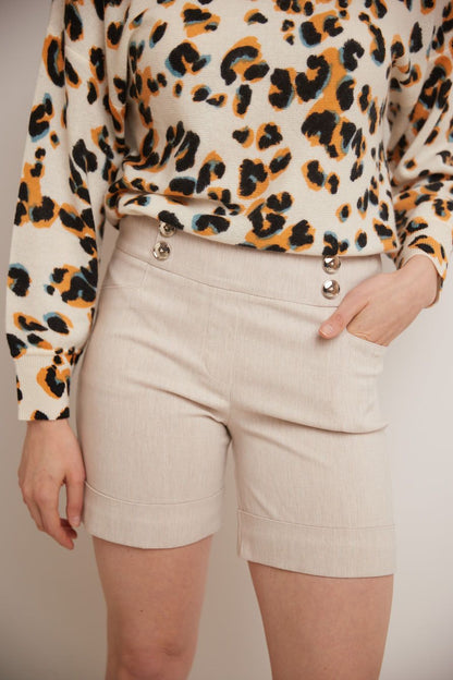 Classic 6” shorts with cuffed button detail