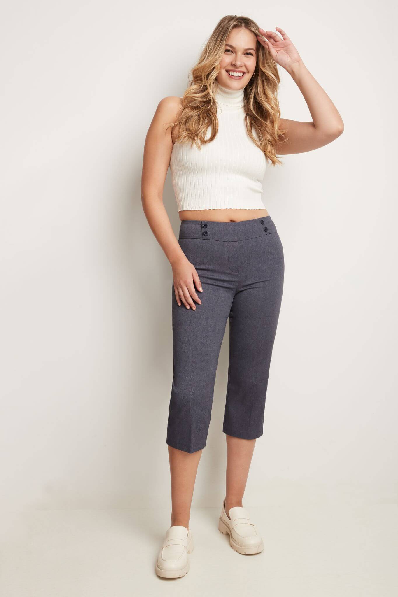 Women’s Straight Leg Capris with Chic Styling