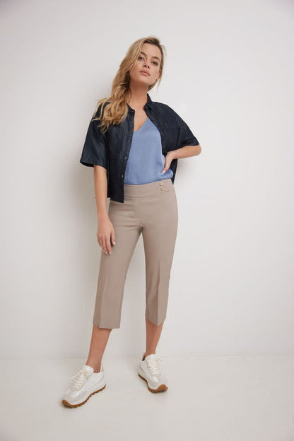 Women’s Straight Leg Capris with Chic Styling