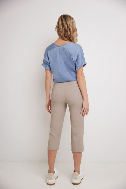 Women’s Straight Leg Capris with Chic Styling