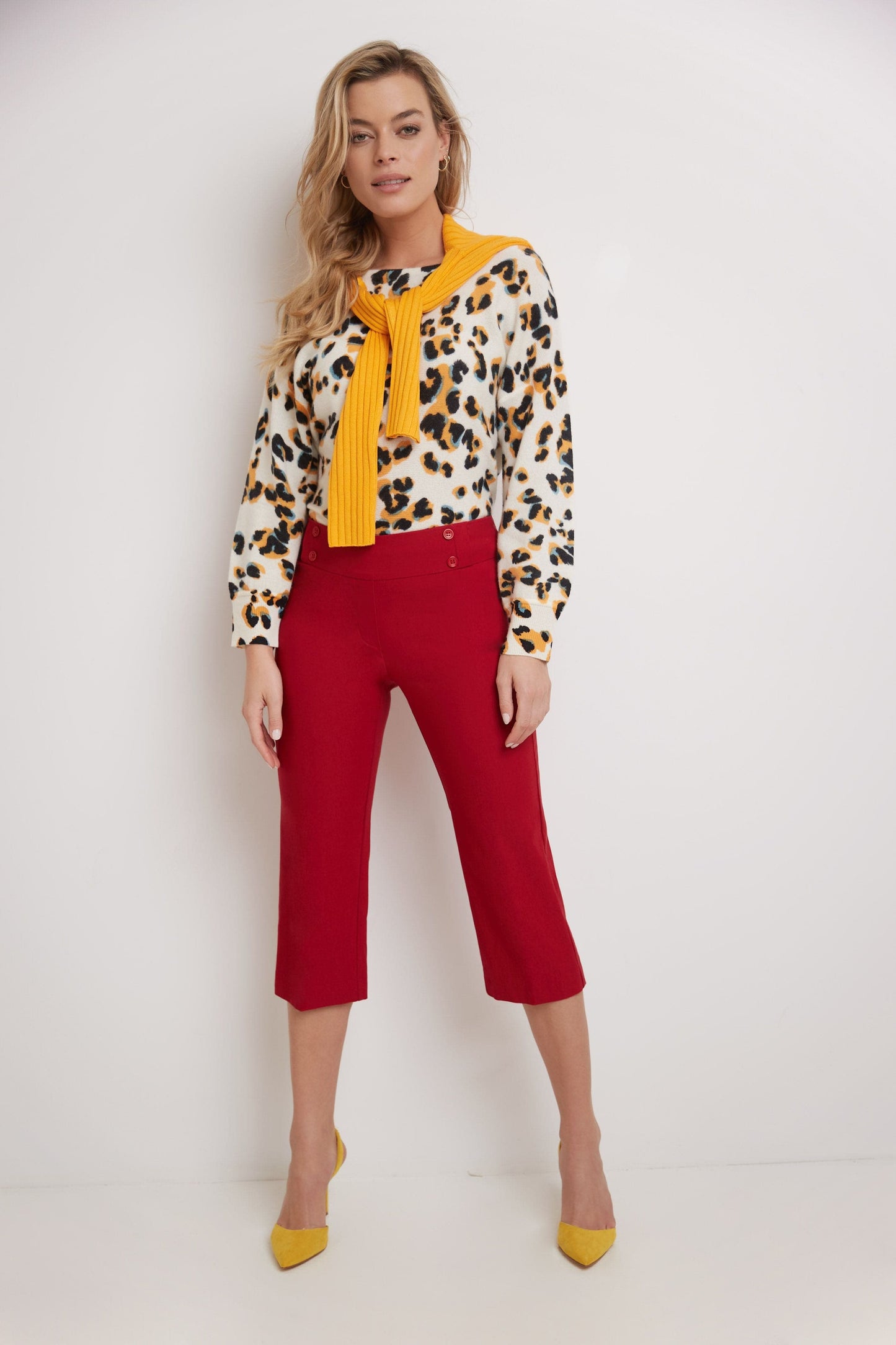 Women’s Straight Leg Capris with Chic Styling