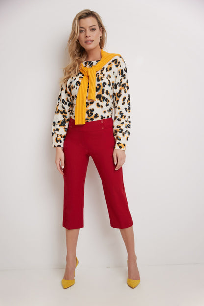 Women’s Straight Leg Capris with Chic Styling