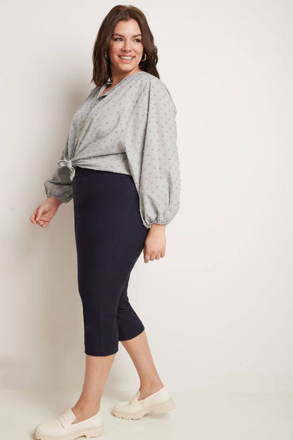 Slimming Plus Size Capris with Real Pockets