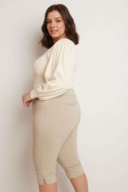 Slimming Plus Size Capris with Real Pockets
