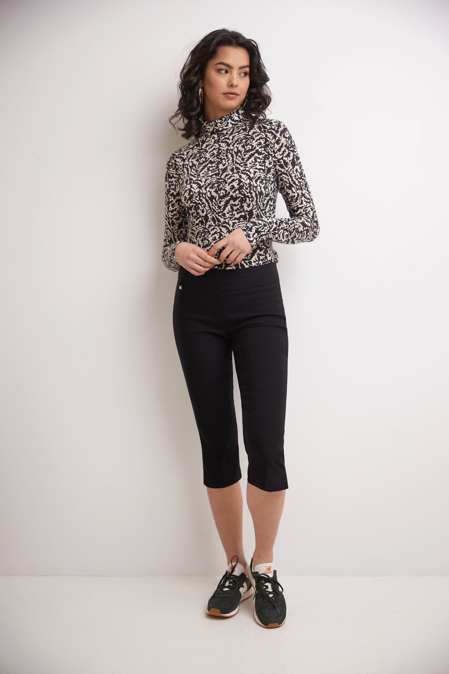 Secret Pocket Capris with Wide Waistband