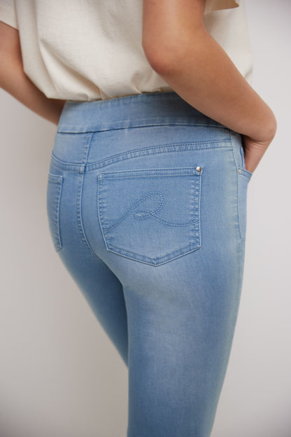 Rekucci Women's Pull-On Skinny Fit Jean Cropped Pant with Cuff