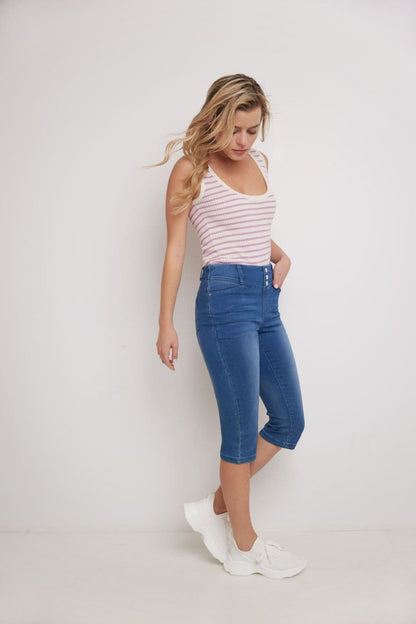 Rekucci Women's Comfort Jean Capri with Snap Detail