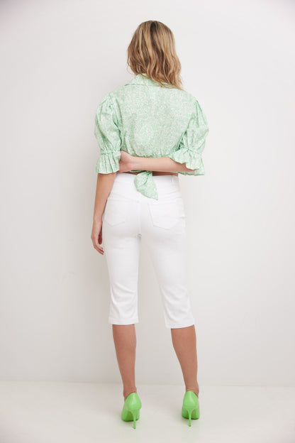 Rekucci Women's Comfort Jean Capri with Snap Detail