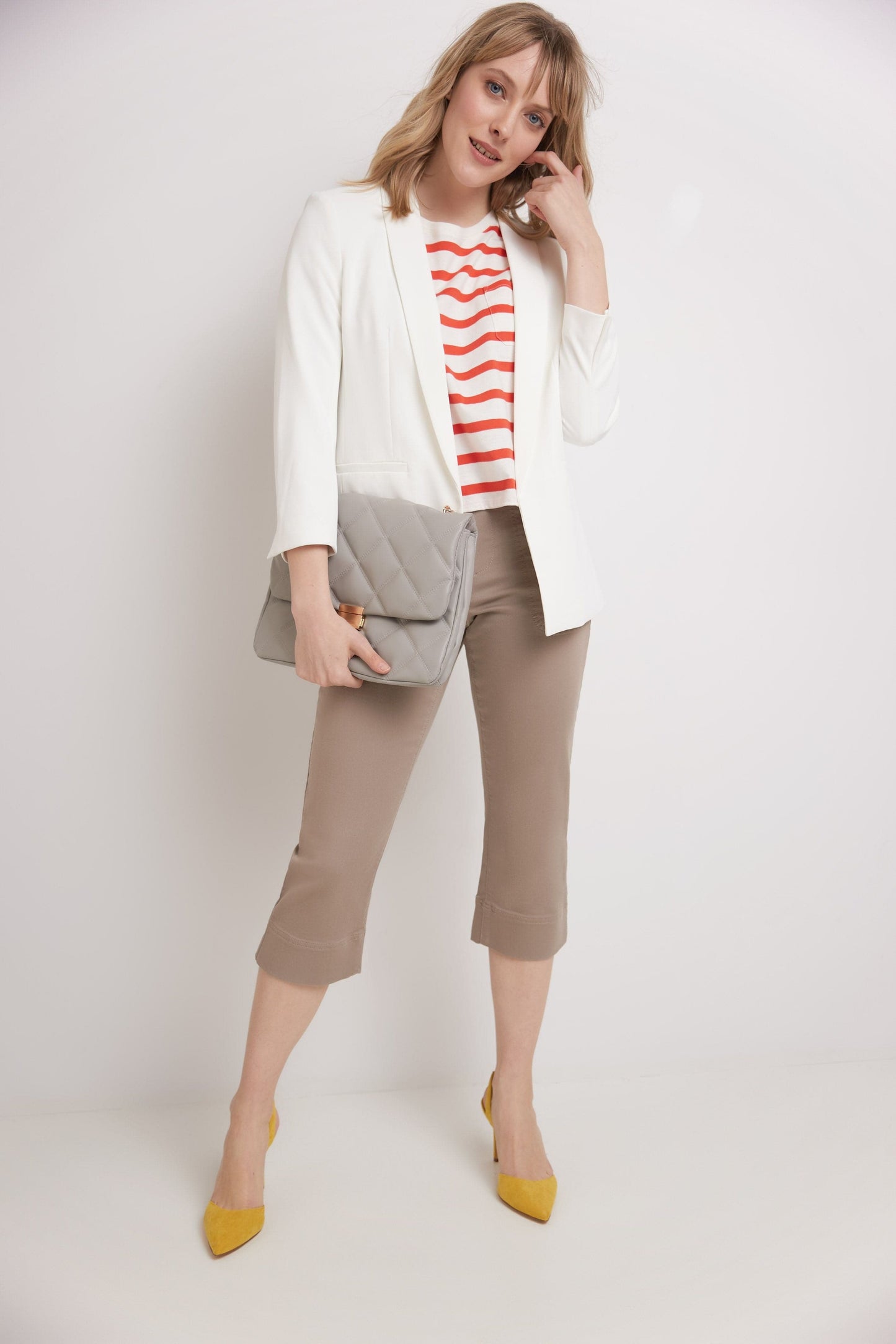 Rekucci Women's Easy Fit Jean Capri