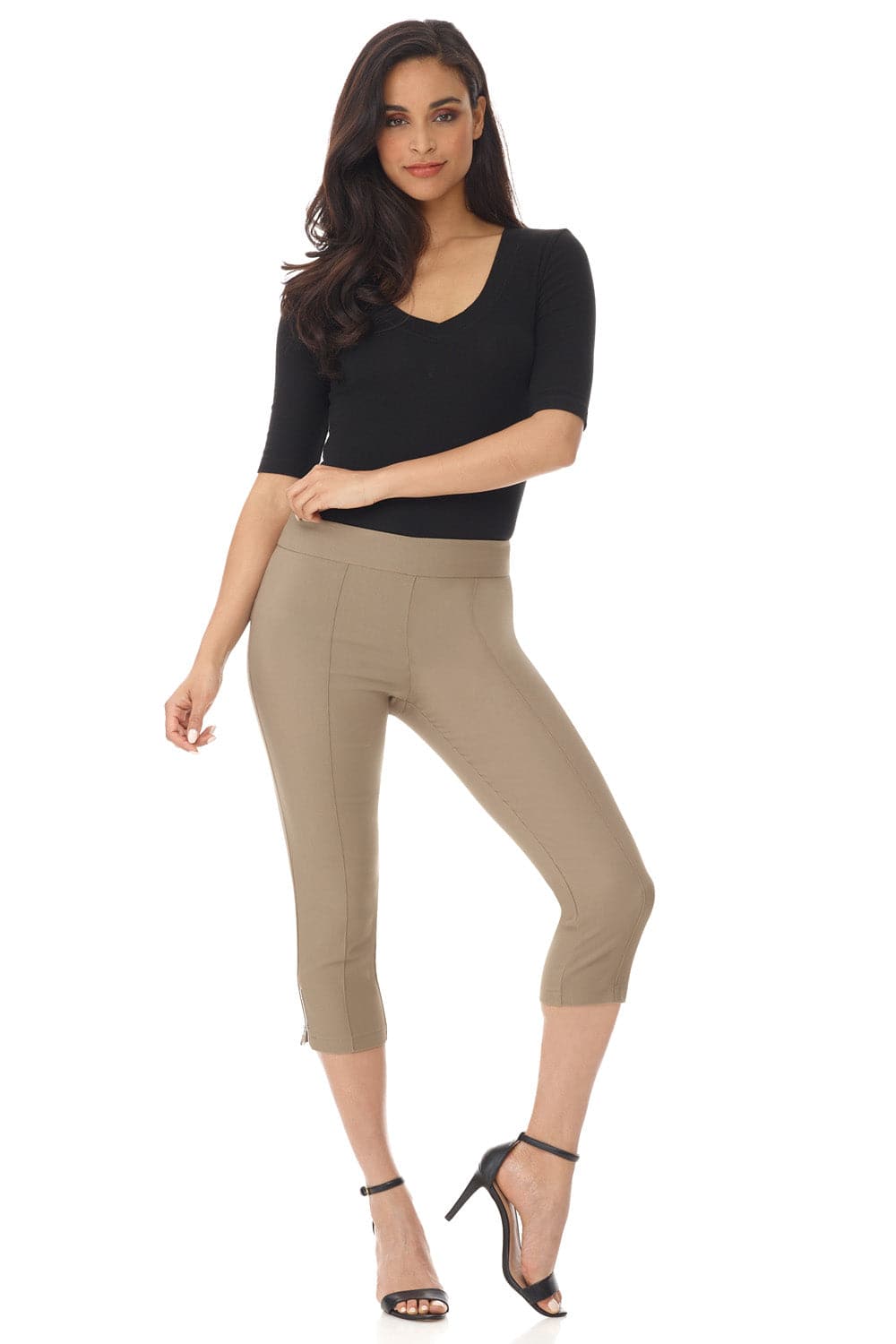Slimming Capri with Zipper Detail at the Hem