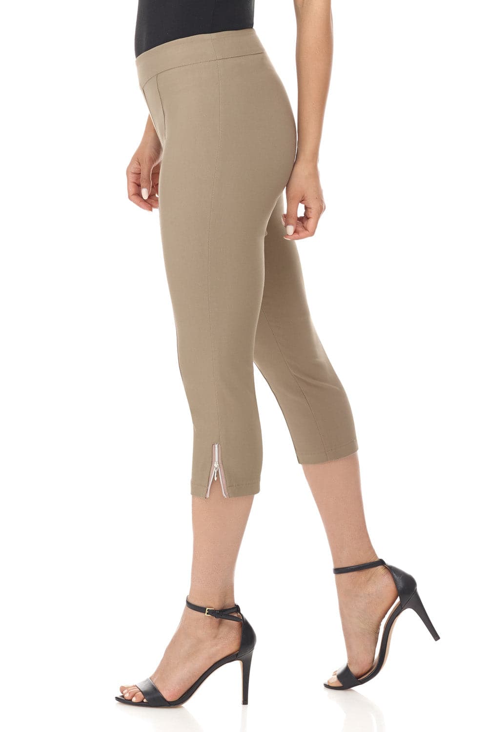 Slimming Capri with Zipper Detail at the Hem