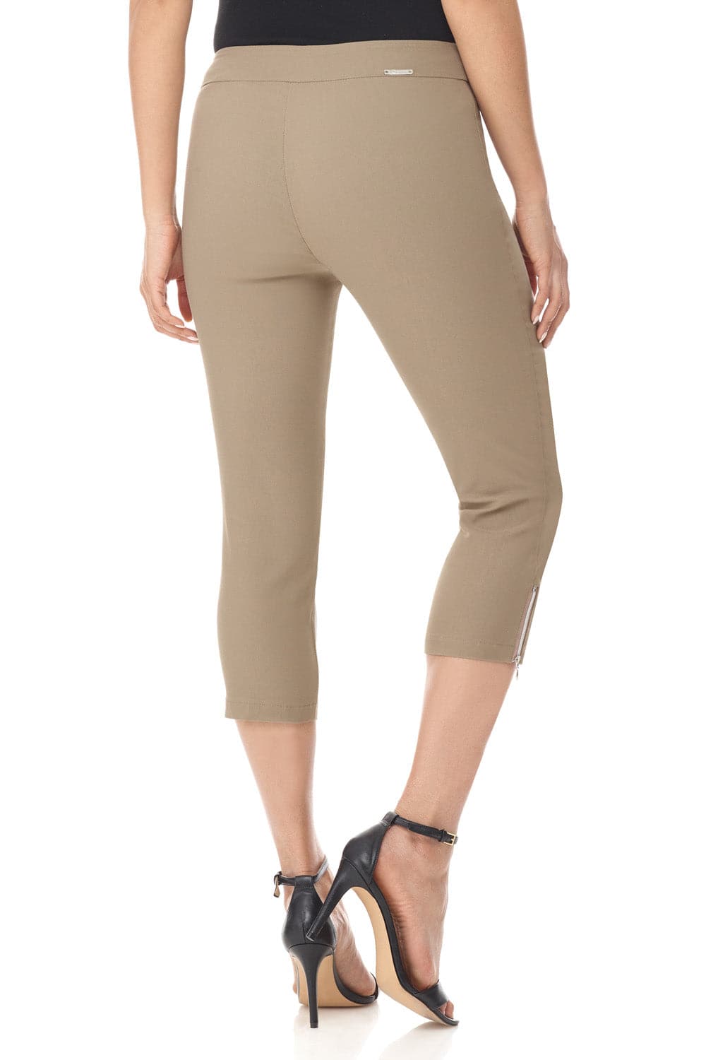 Slimming Capri with Zipper Detail at the Hem
