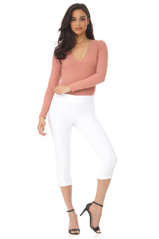Slimming Capri with Zipper Detail at the Hem