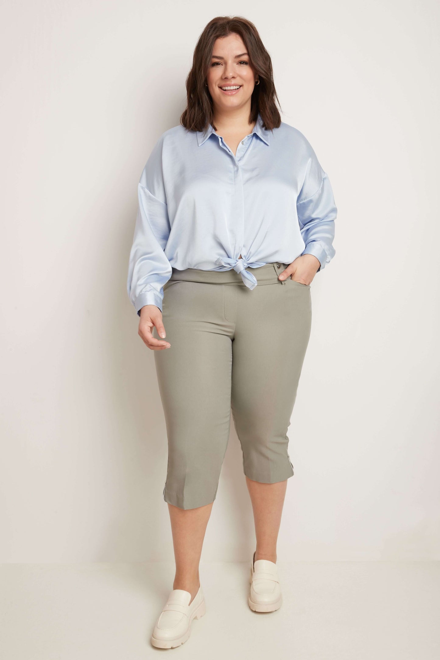 Curvy Chic Capris with Zipper Detail at the Hem