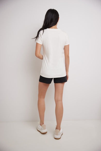 Short-Sleeve Business Casual T-Shirt with Scooped Neck