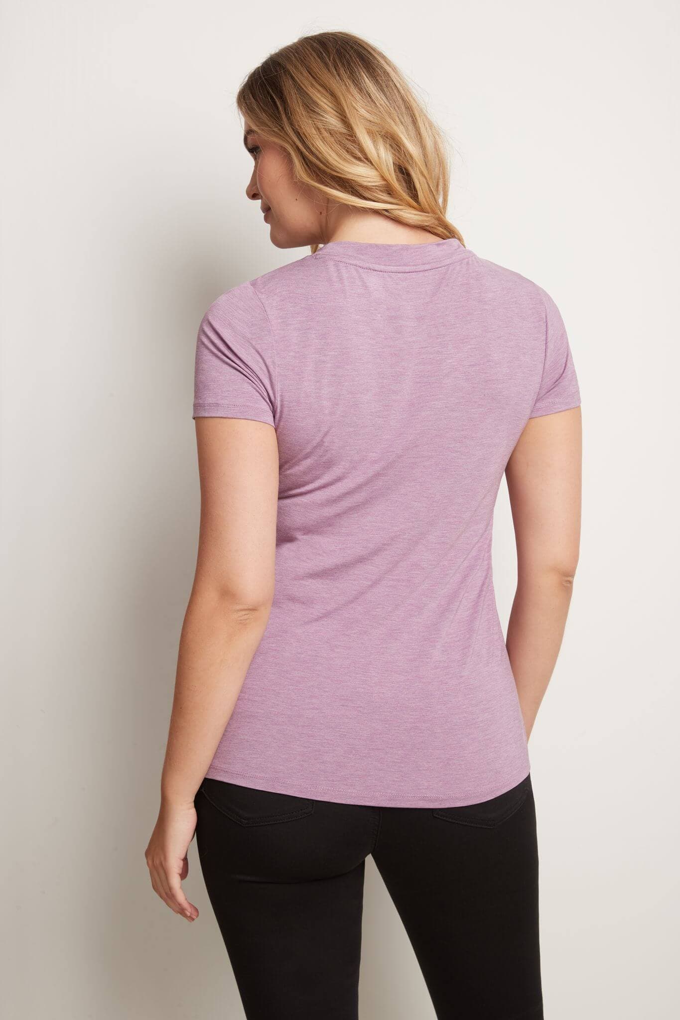 Short-Sleeve Business Casual T-Shirt with Scooped Neck