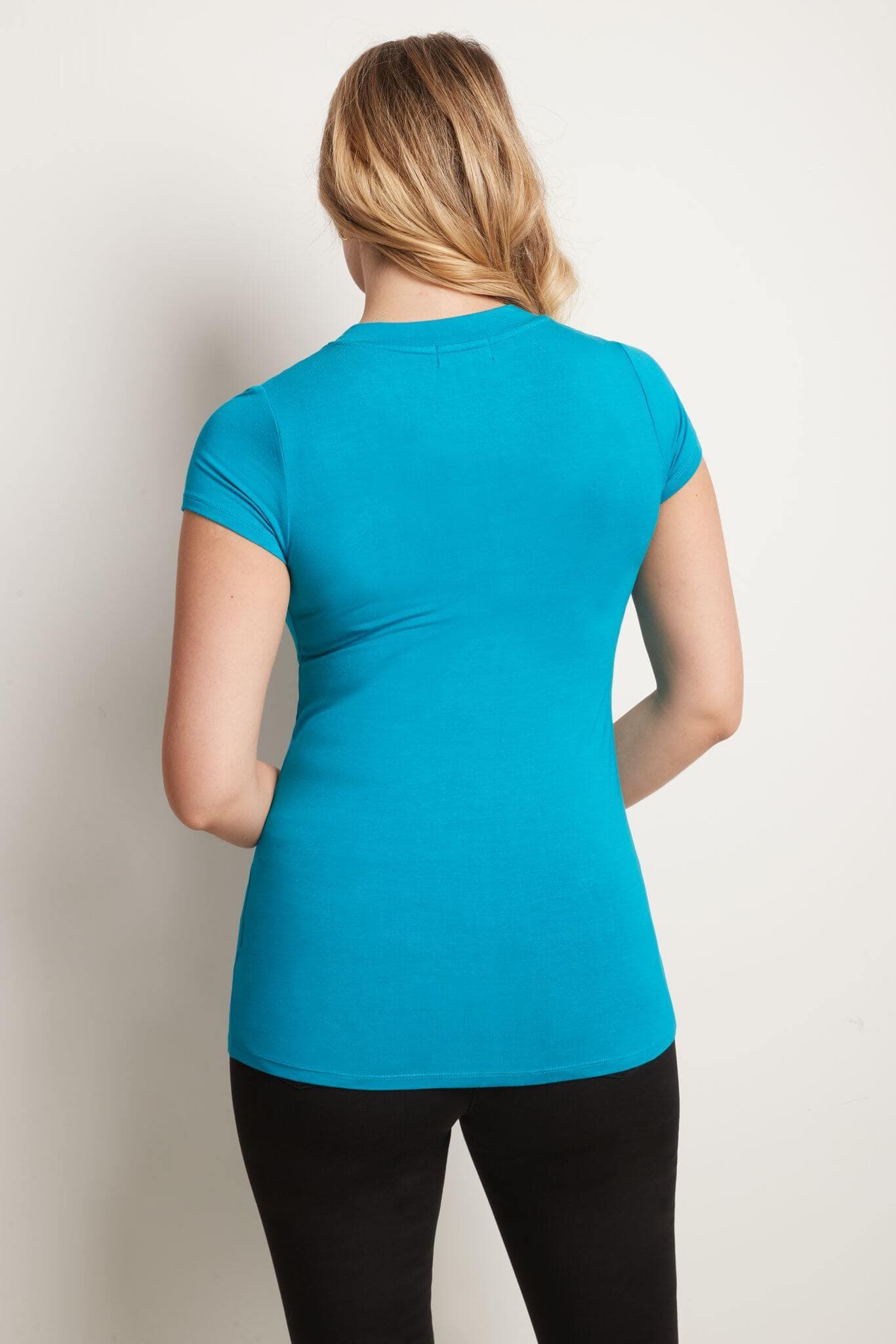 Short-Sleeve Business Casual T-Shirt with Scooped Neck