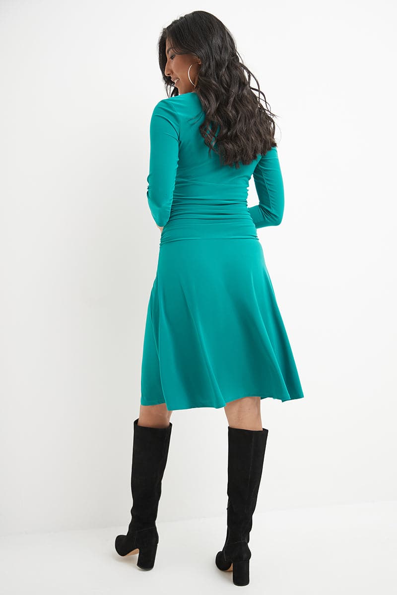 Form-fitting 3/4 Sleeve Dress with Ruching