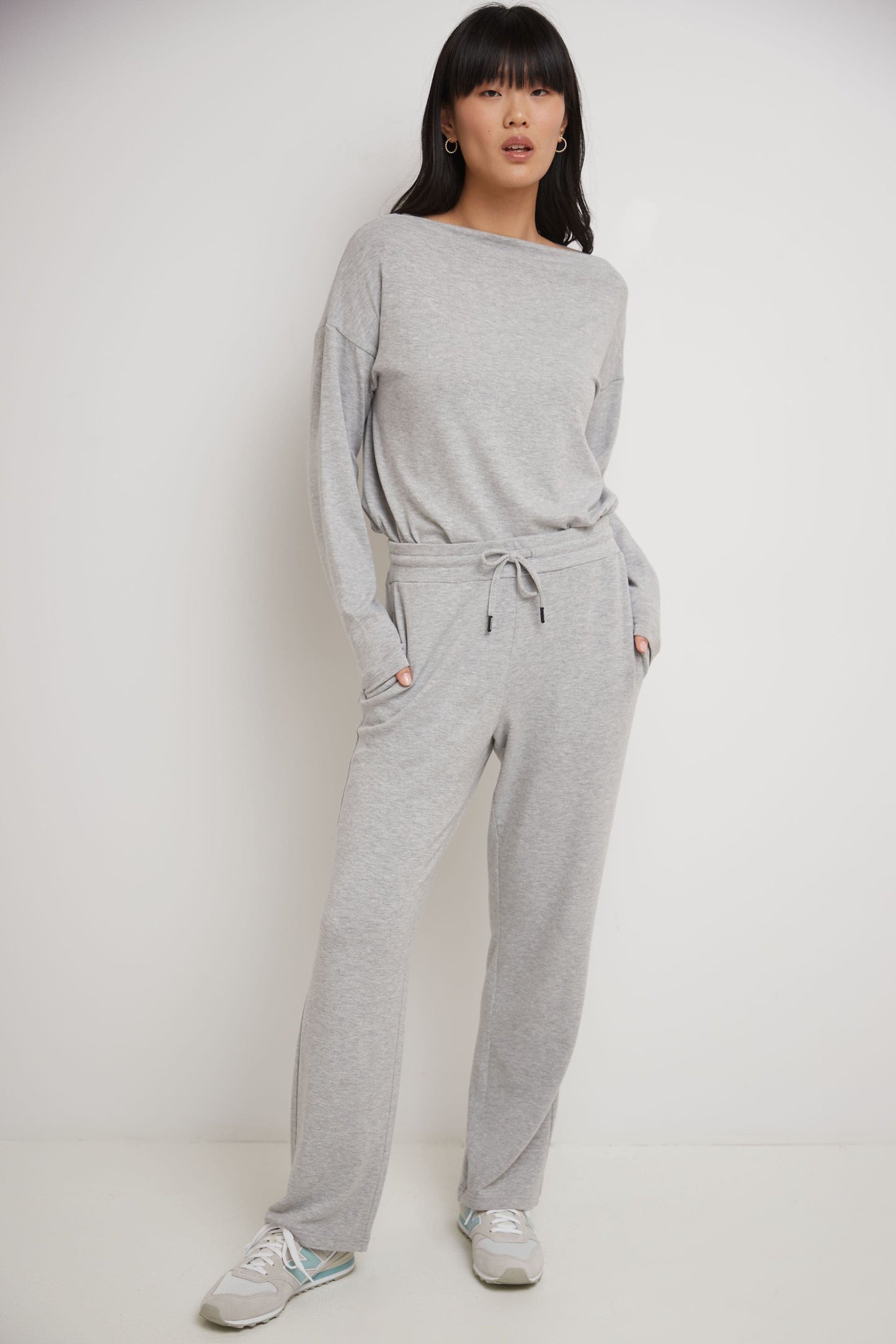 Rekucci Women's Simply Soft Straight Leg Knit Pant