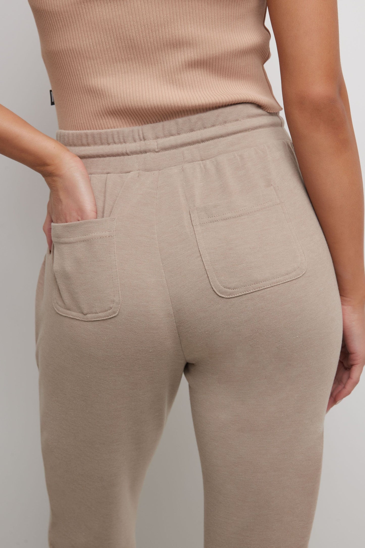 Rekucci Women's Simply Soft Knit Jogger Pants