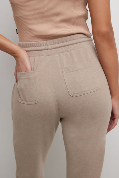 Rekucci Women's Simply Soft Knit Jogger Pants