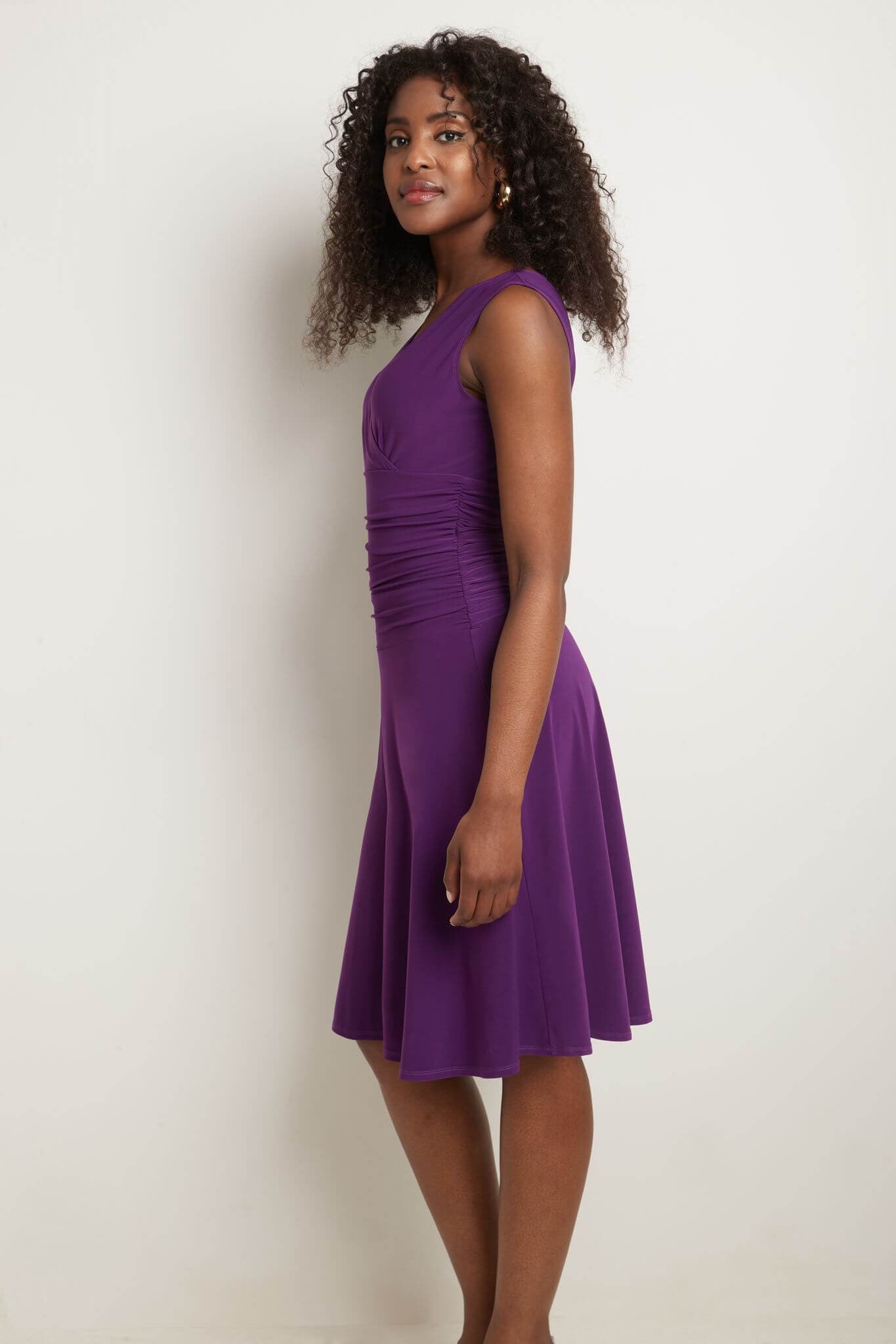 Form-Fitting Sleeveless Dress with Tummy Control