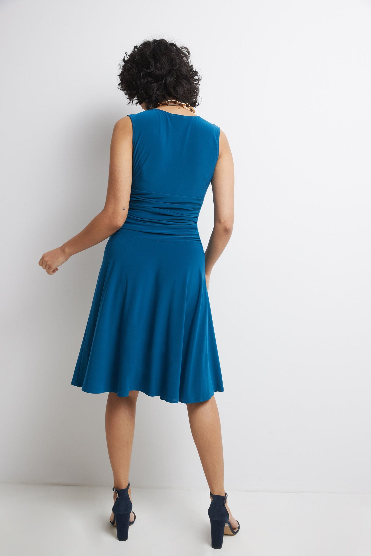 Form-Fitting Sleeveless Dress with Tummy Control